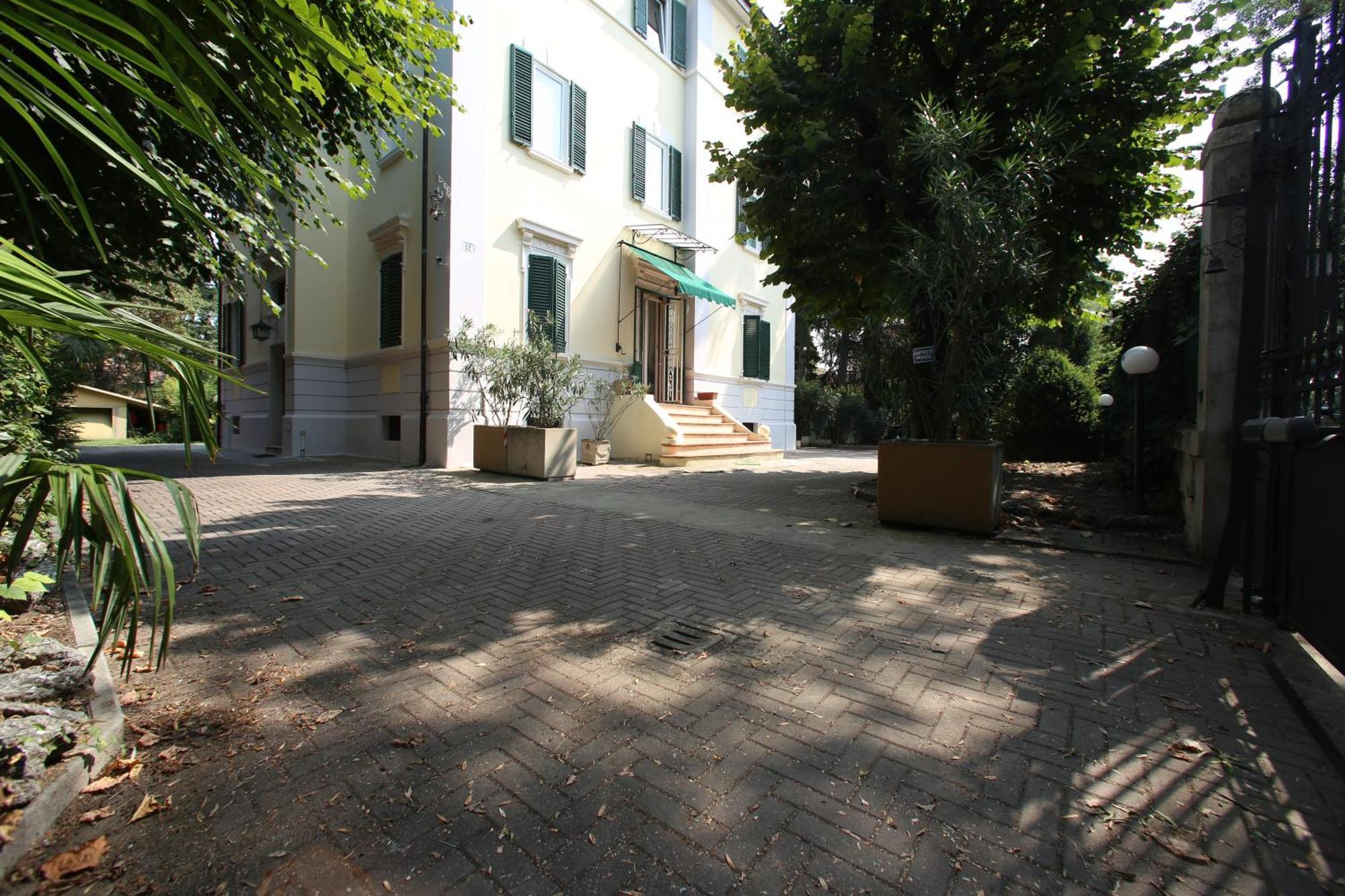 Getthekey Alberti Bologna Exterior photo