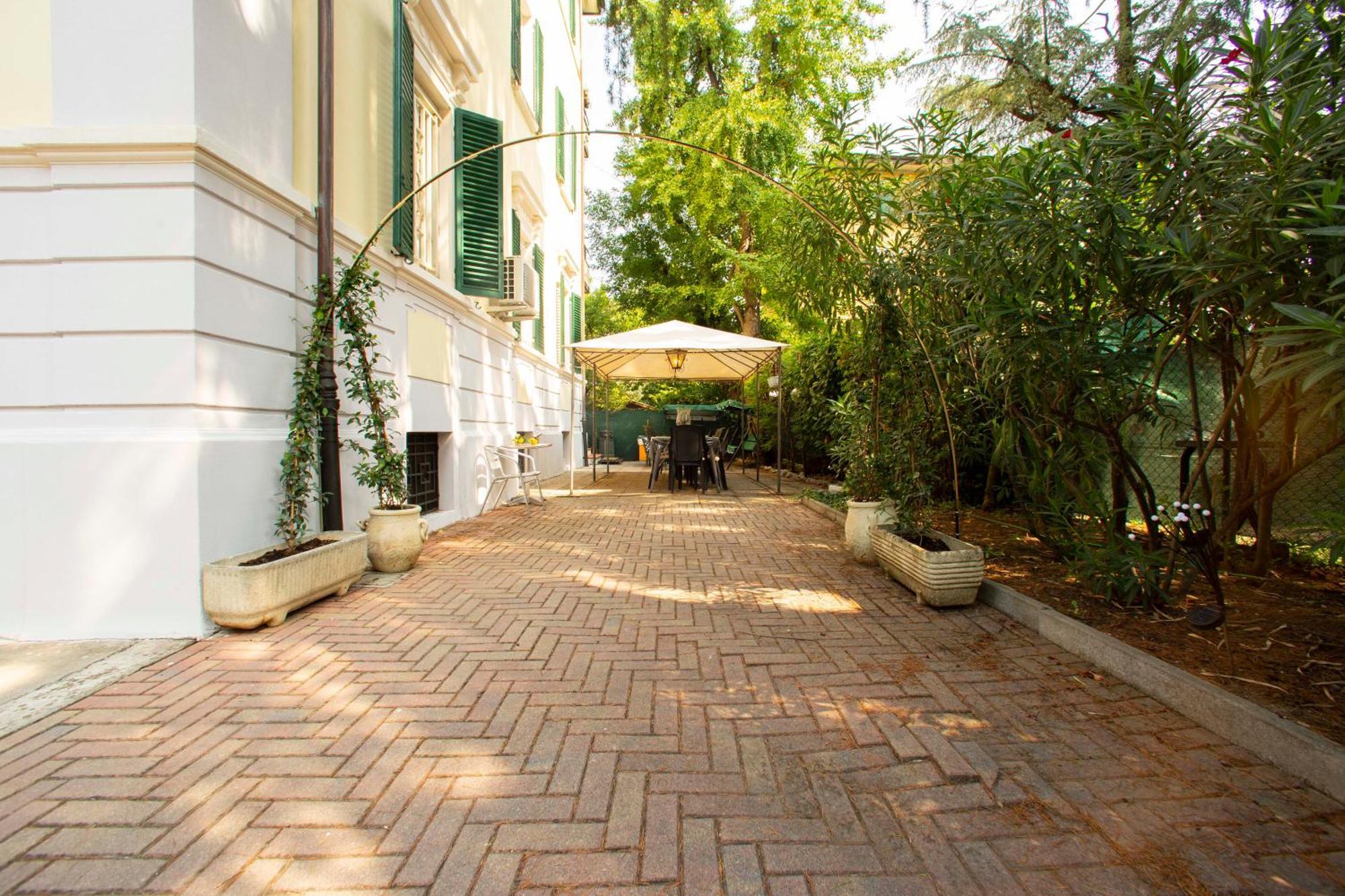 Getthekey Alberti Bologna Exterior photo